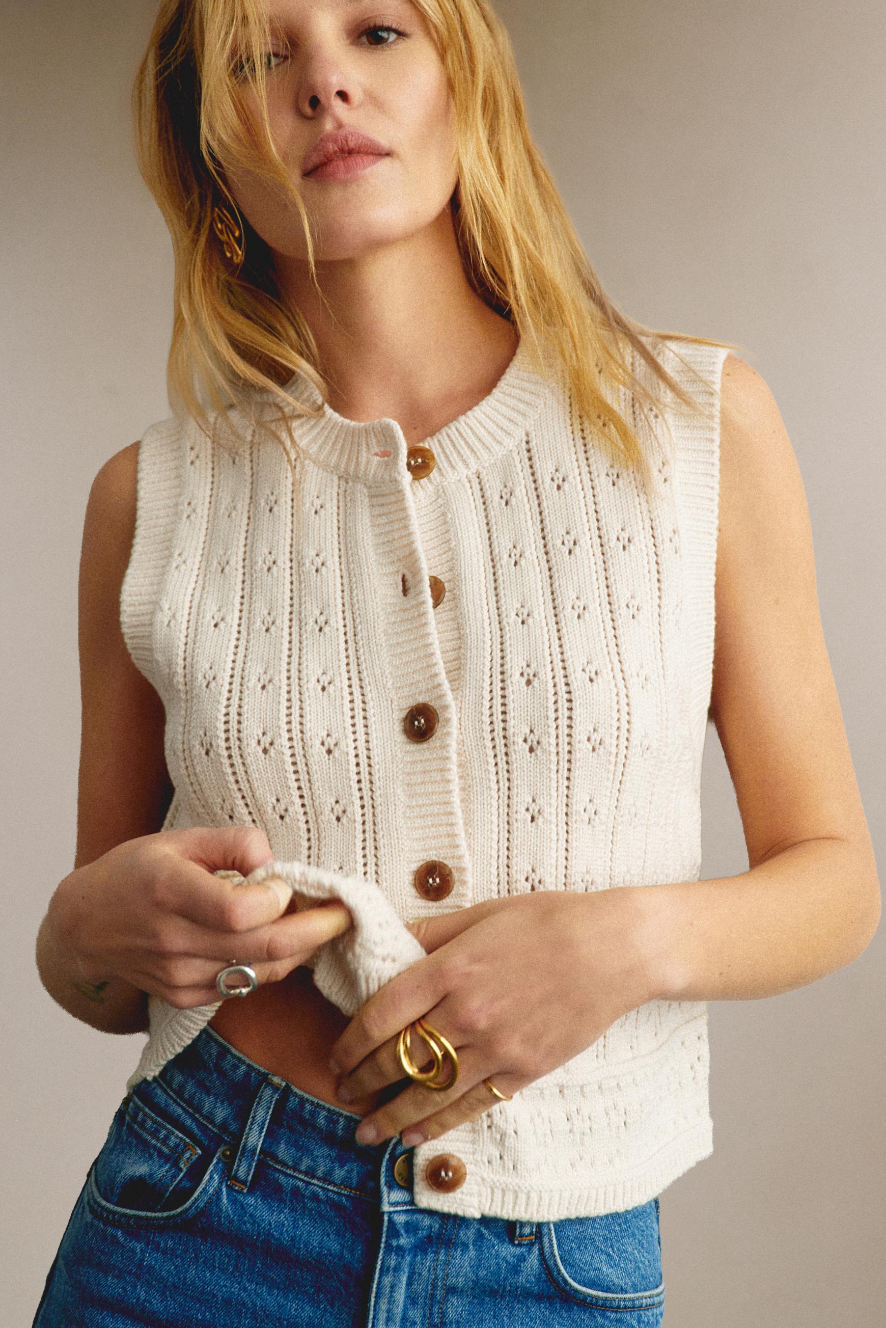 ニットコレクション : レディースセーター、カーディガン