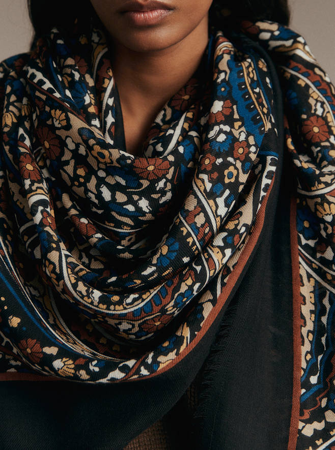 Pio Scarf by Sézane