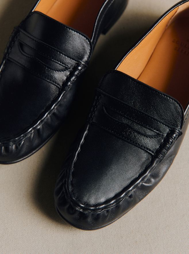 【新品未使用】Sézane ローファー ブラック 37 Loafers & Boat Shoes | Women's Fashion | Sézane