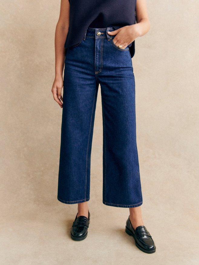 High waisted, slim-fit and straight leg Trousers & Jeans