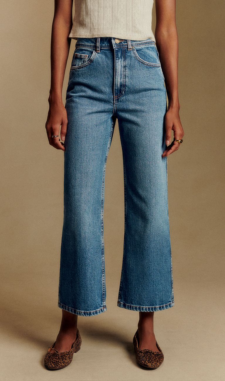 Denim: high-waisted, low-waisted and slim-fit jeans