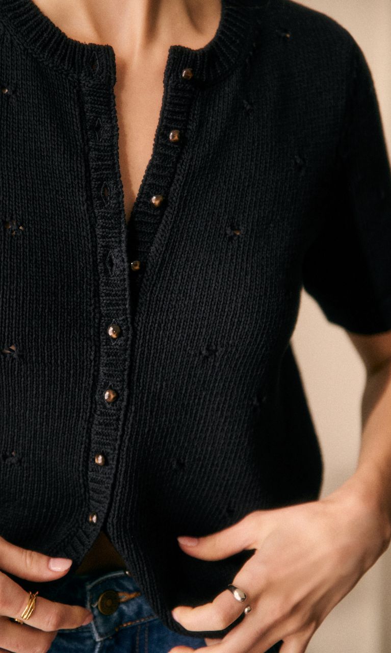 可愛すぎて複数買いしたい「SEZANE(セザンヌ)」の冬トップス