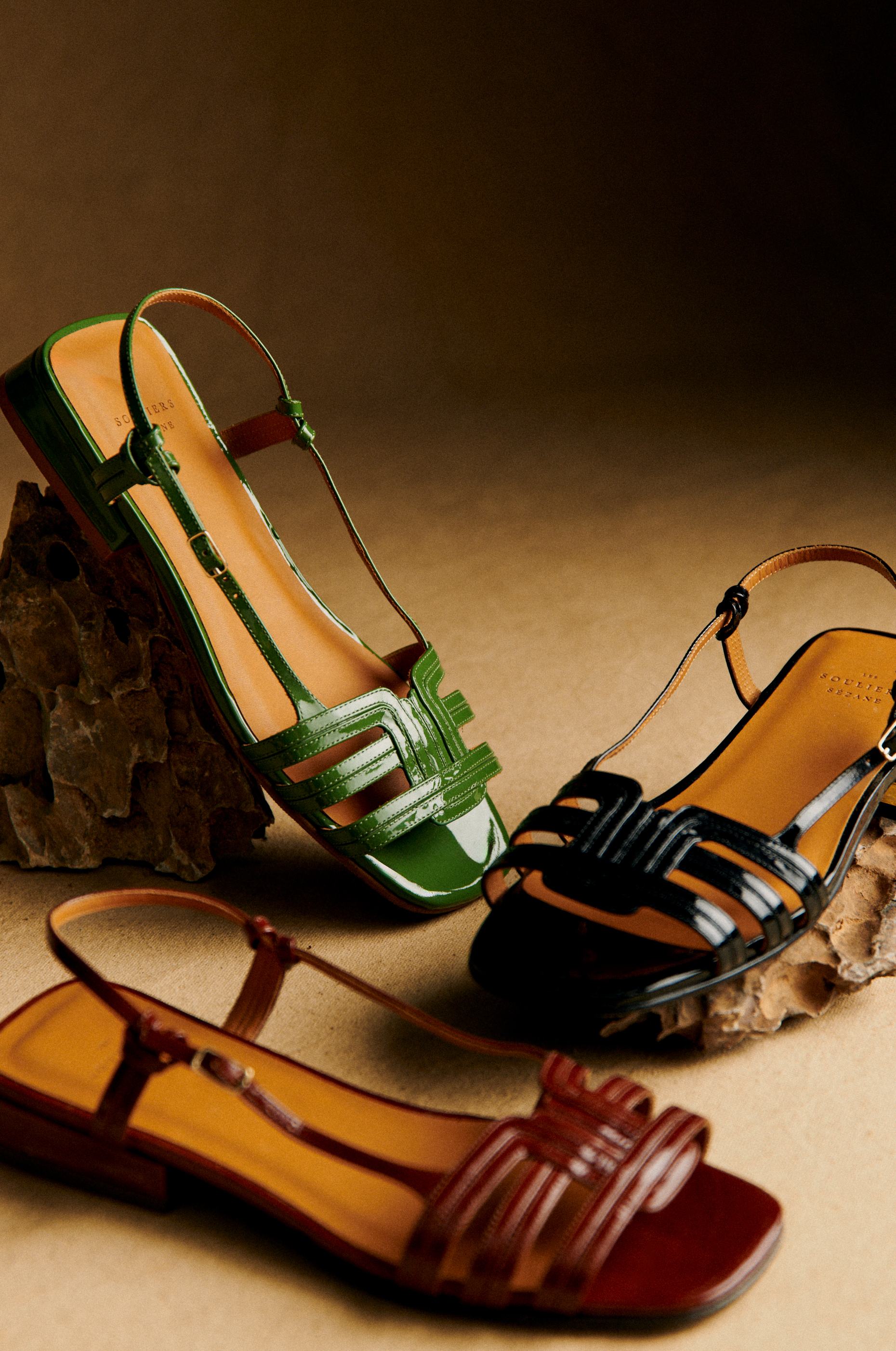 【SEZANE】ペルニール サンダル ヴィンテージゴールドメタリック Pernille Sandals - vintage gold metallic - Smooth metallic