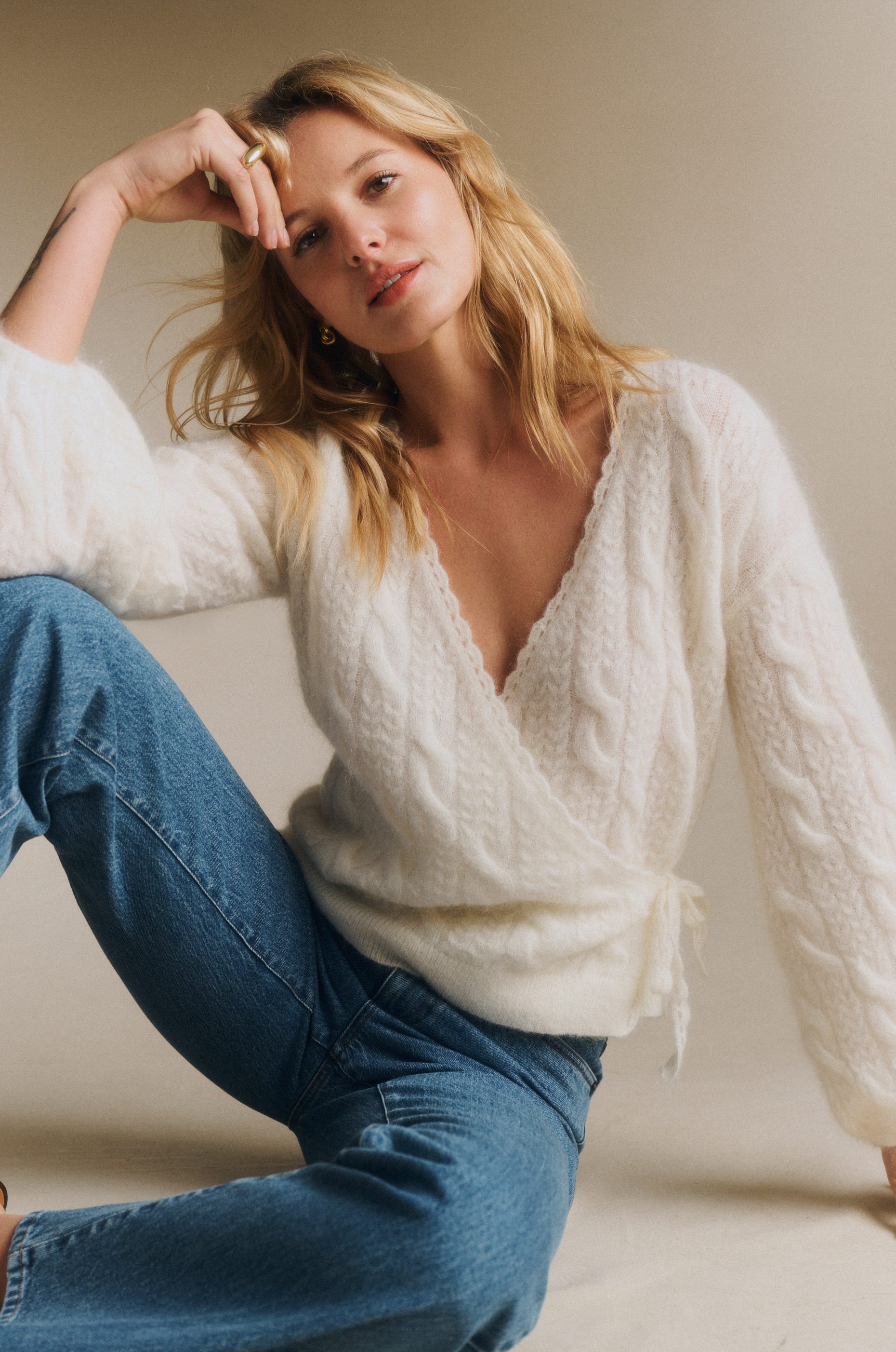 美品　Sezaneセザンヌ　カーディガン ホワイト　XS 白　レース　ふわふわ 美品 Sezaneセザンヌ カーディガン ホワイト XS 白 レース ふわふわ 美