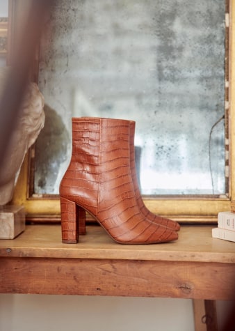bottines lea sezane camel