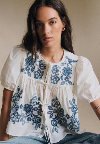 Kerinne Shirt - Romance Pink with Ecru Embroidery - Silk - Octobre