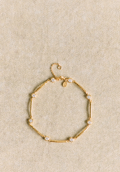 Erica Earrings - Gold - Majority recycled brass - Sézane