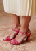 Rose vif lisse