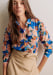 Maxi flowers with blue background