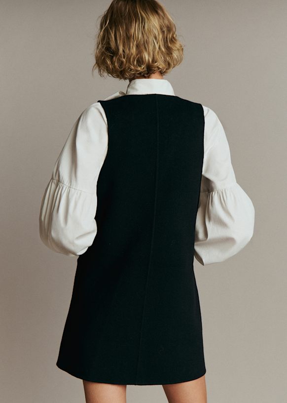 Dress Many