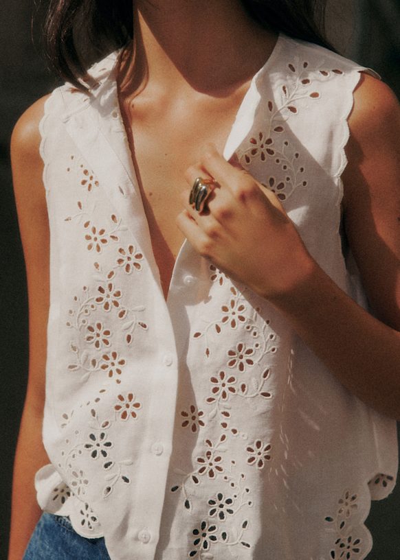 Isea Shirt - Ecru with Contrasting Cream Embroidery - Organic
