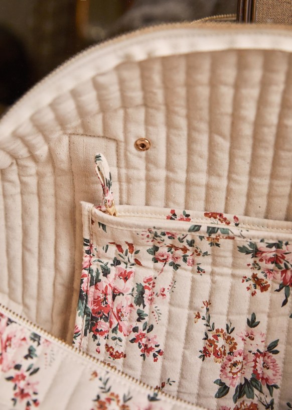 Quilted Overnight Bag Green Velvet Suede fabric Sézane