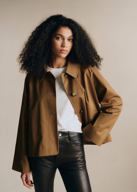 sezane ショート　スプリングコート　ジャケット BOBBY Sezane Bobby Jacket – Classic, Timeless Elegance