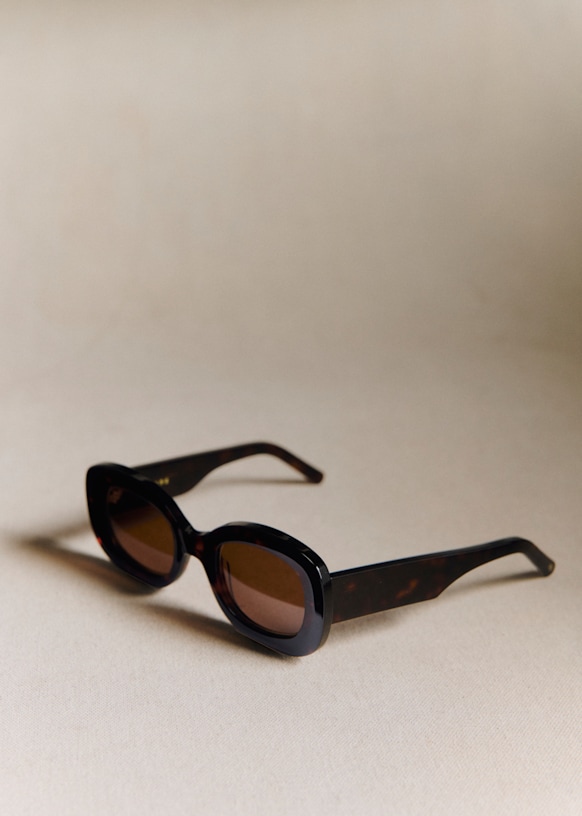 Julia Sunglasses - Tortoiseshell - Acetate - Sézane