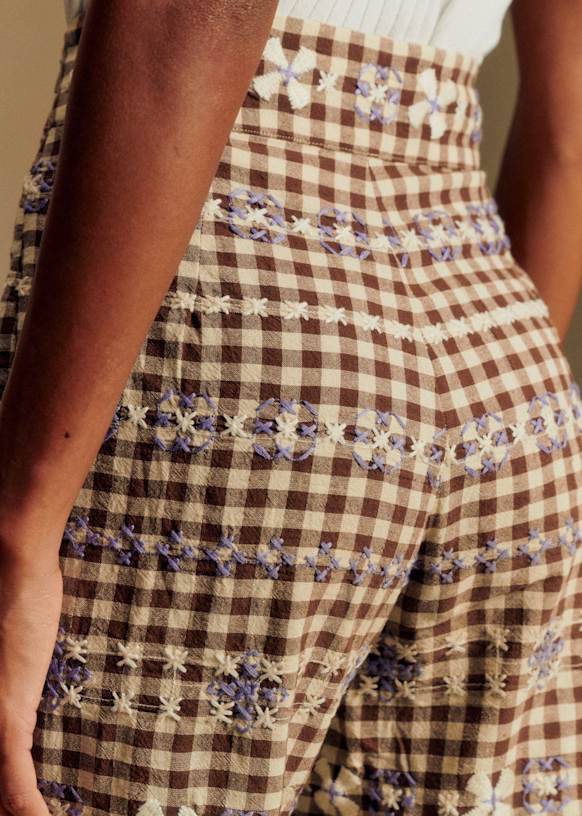 liilu┊︎6y┊︎チェック柄刺繍ポケット付きパンツ Alexio Trousers - Lila Brown Gingham Embroidery - Organic Cotton