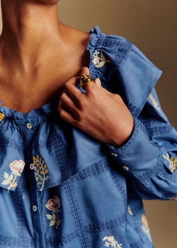 SEZANE 刺繍入りブルー長袖シャツ Max Shirt - Deep Blue - Organic Cotton - Sézane