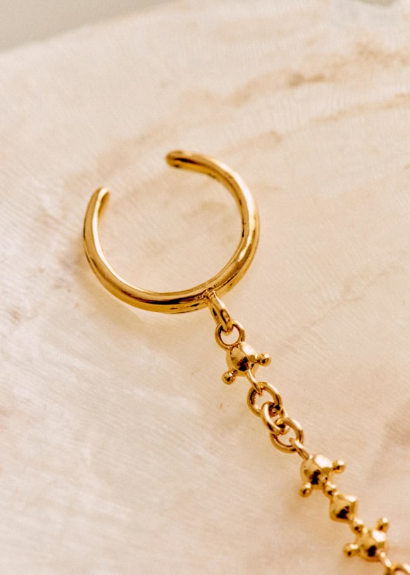 Valentine Chain Ear Cuff - Gold - Brass - Sézane