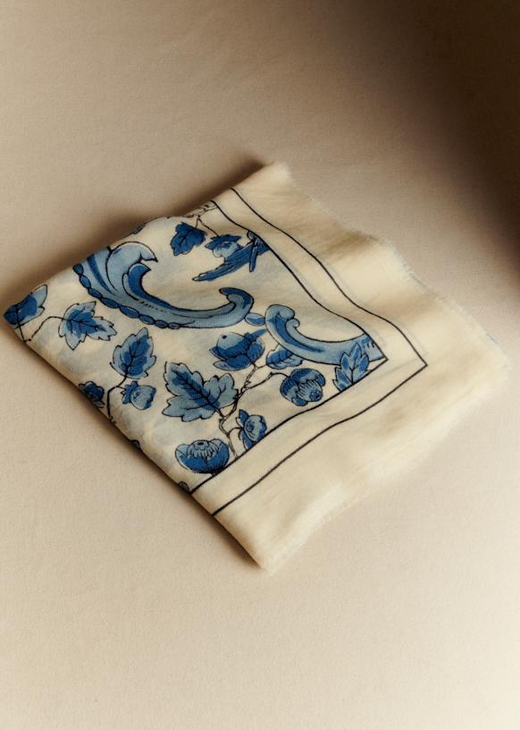 Pio Scarve- Sézane x Antoinette Poisson - Blue Birds Print - Wool