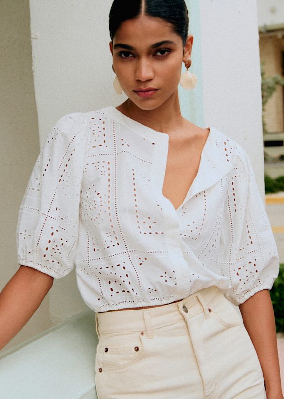 Lipa Blouse - Ecru Hankie Solid Embroidery - Organic cotton