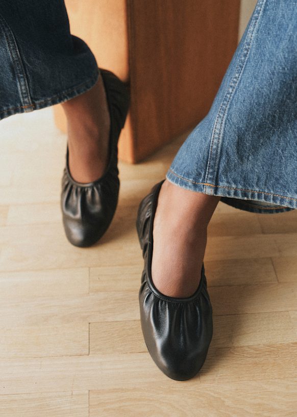 Irina Ballerinas - Smooth Black - Smooth ovine leather - Sézane