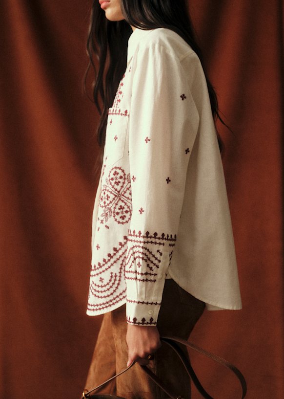 Marzy Shirt - Sézane x Baziszt - Burgundy Ecru Background