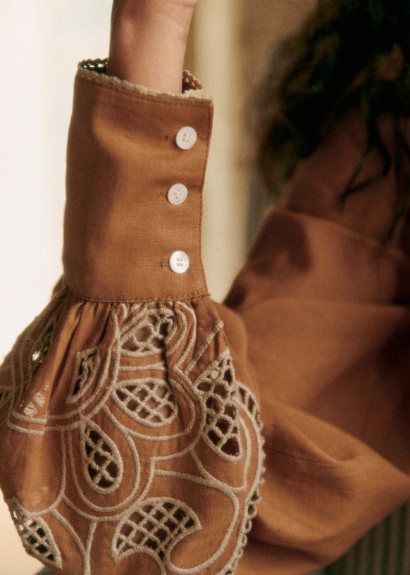 24SS◆SEZANE◆CAPRICE ドレス 刺繍 コットンリネン キャメル Caprice Dress - Camel - Linen - Sézane