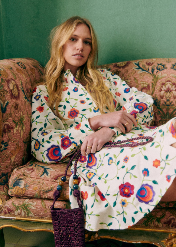 Robe brodée fleurs 2025