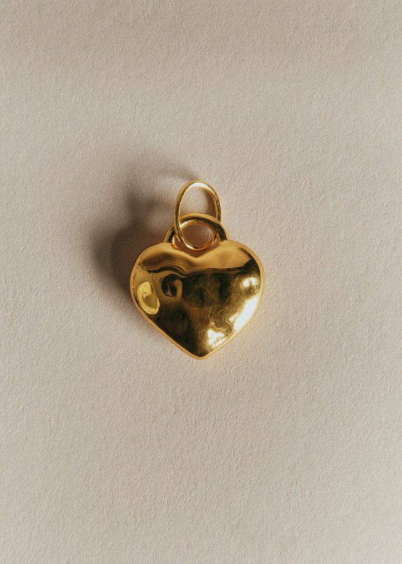 Sezane ハート型ペンダント ネックレス Irma Charm - Large Golden Heart - Majority recycled brass - Sézane