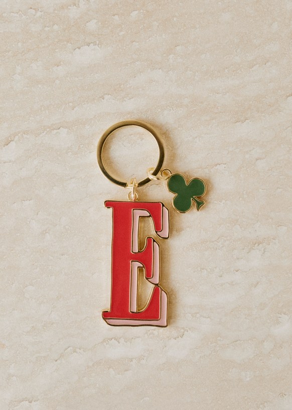 E letter keychain store
