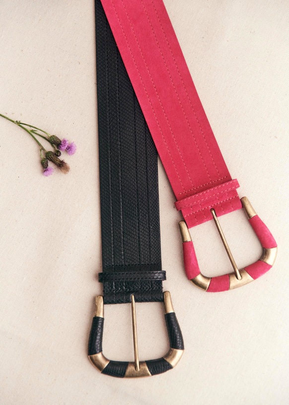 Sezane Sophie Belt T. 80 Black Snakeskin Cow Leather Snake Print Gold Hardware Sophie Belt - Black snakeskin - Python-embossed cowhide  main image 3
