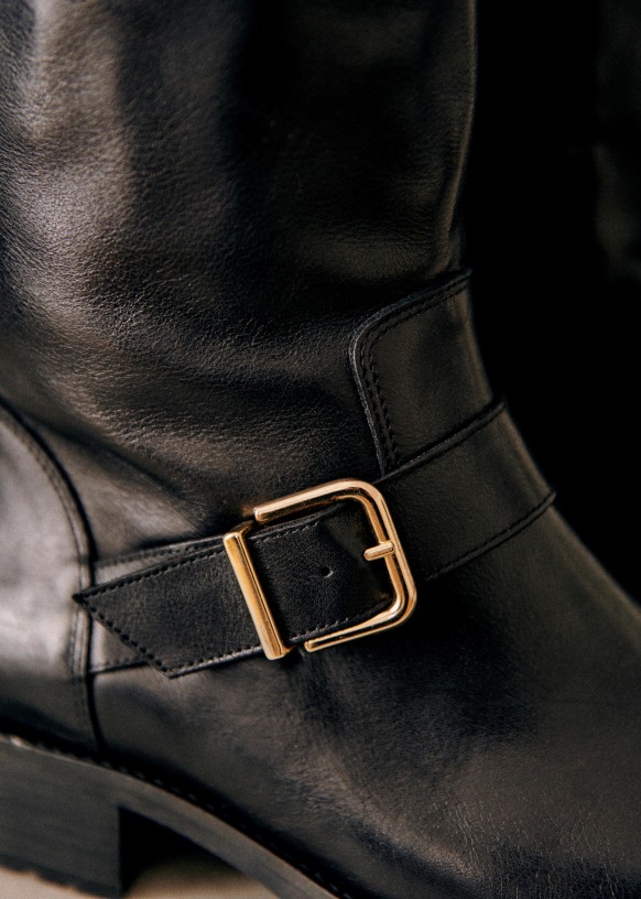 Low Oxana Biker Boots - Smooth Black - Smooth cowhide leather - Sézane