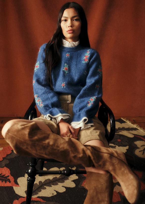 Mathieu Jumper - Sézane x Baziszt - Jacquard with Blue Background