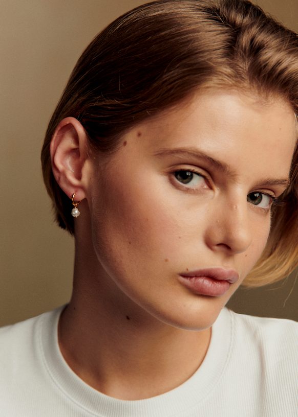 Charlotte Earrings - Pearly - Resin - Sézane