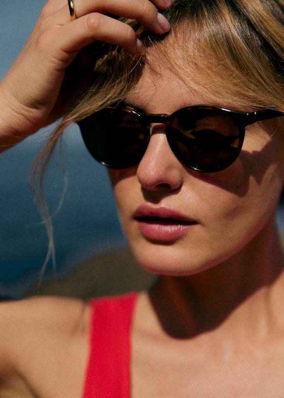 Penelope Sunglasses - Olive Green - Sézane