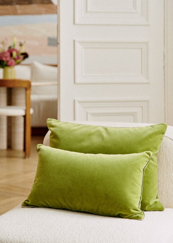 Velvet Edition Cushion Large model Olive Organic Cotton Sezane