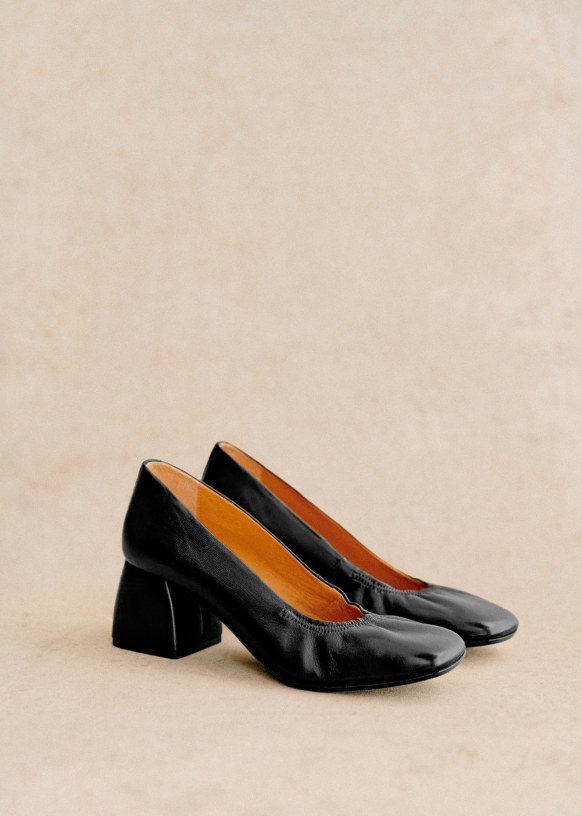 Orange and black pumps on sale