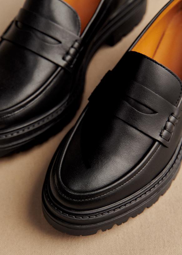 Albane Loafers - Smooth Black - Bovine leather - Sézane
