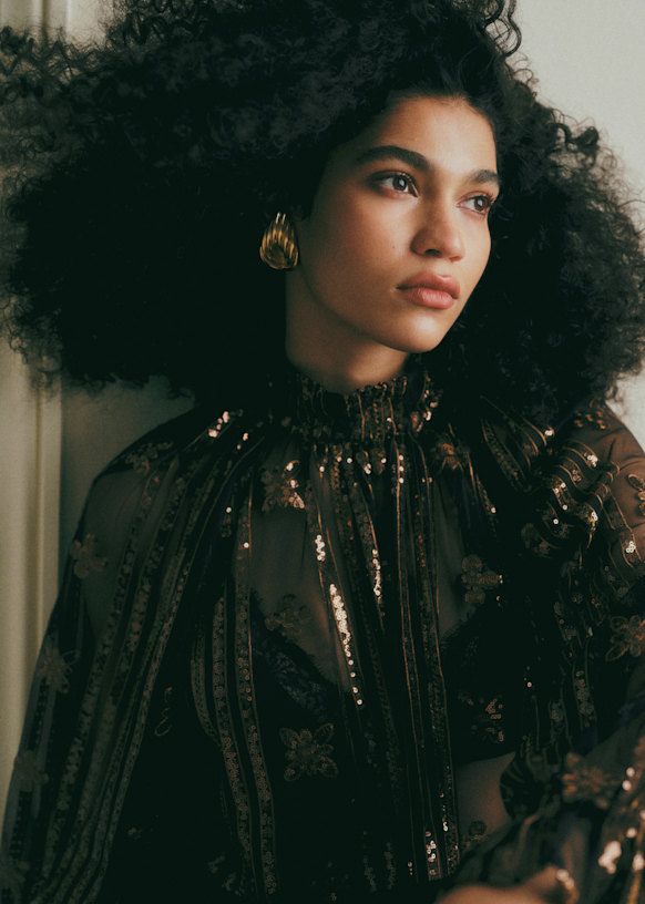 シトロンさま！アンティークブラウス Sheila ブラウス - アンティークブロンズ黒地 - リサイクル