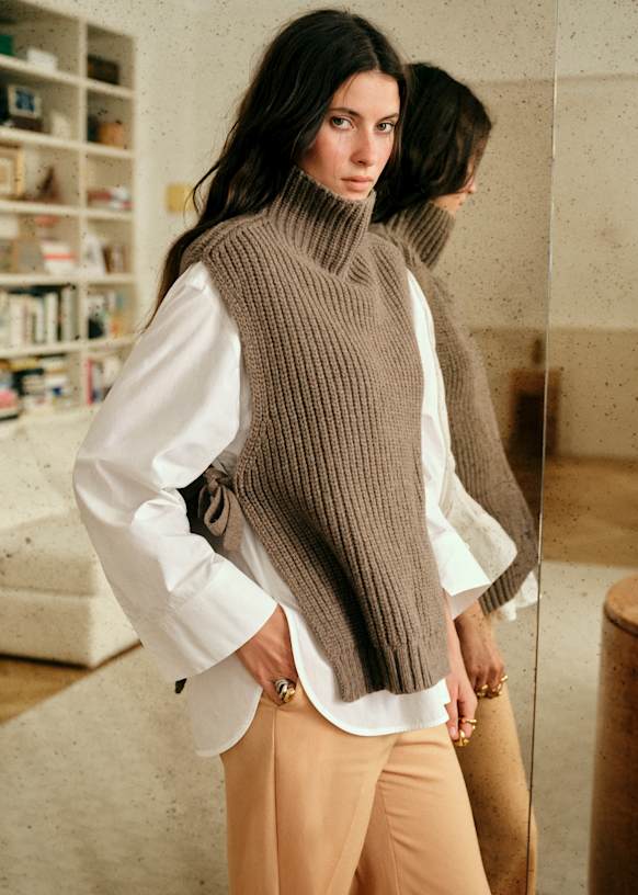 SEZANE ニットベスト カーキ Alexandre Jumper - Dark Taupe - Merino Wool - Sézane