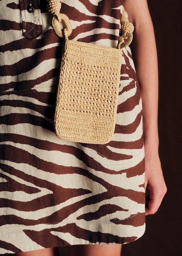 toasties　黒　ボア ボディバッグ　sezane 羊革 ウエストポーチ Crossbody Pouch Bag - Floral Embroidery - Cotton - Sézane