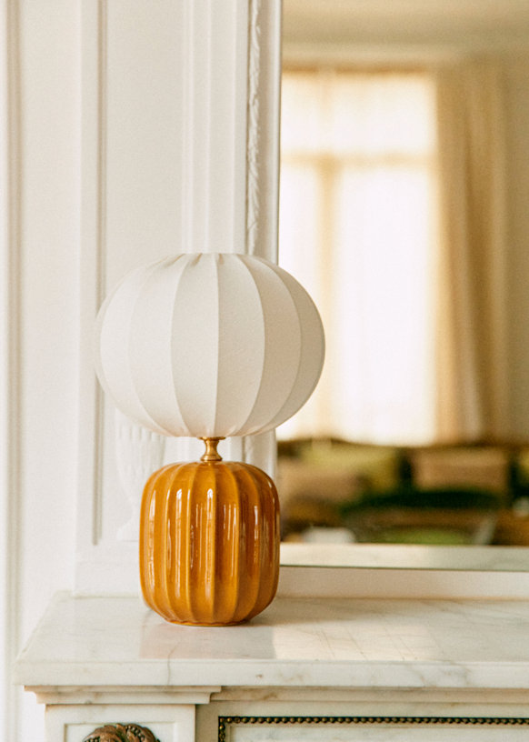 Small Traviata Table Lamp - Ecru - Sonate Lampashade - Ecru