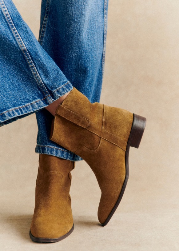 Low Gabbie Ankle Boots Black Sezane