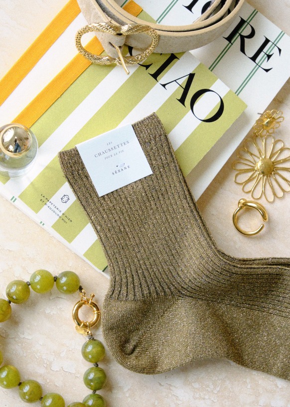 sezane ベロアゴールド刺繍トップス - メルカリ