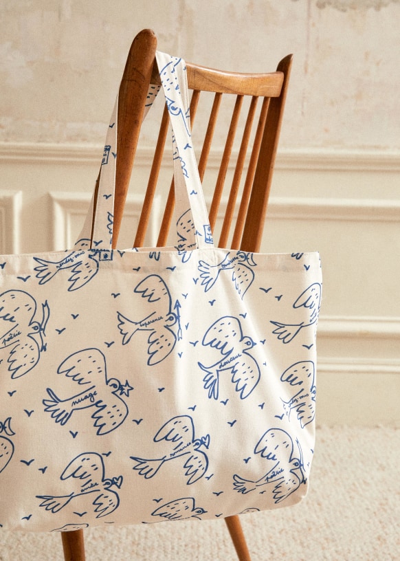Cloth tote bag best sale