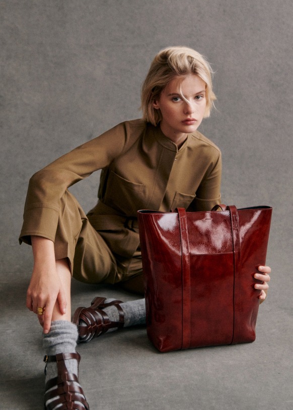 Red patent tote bag shop