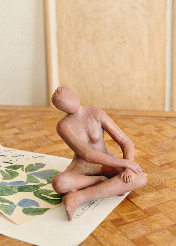 Guénolée Courcoux Sculpture - The Woman large model - Terracotta