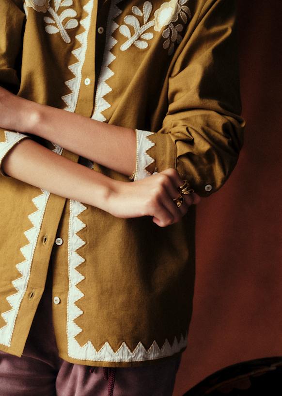 Jeanette シャツ - Sézane x Baziszt - ブロンズ地にジオメトリック