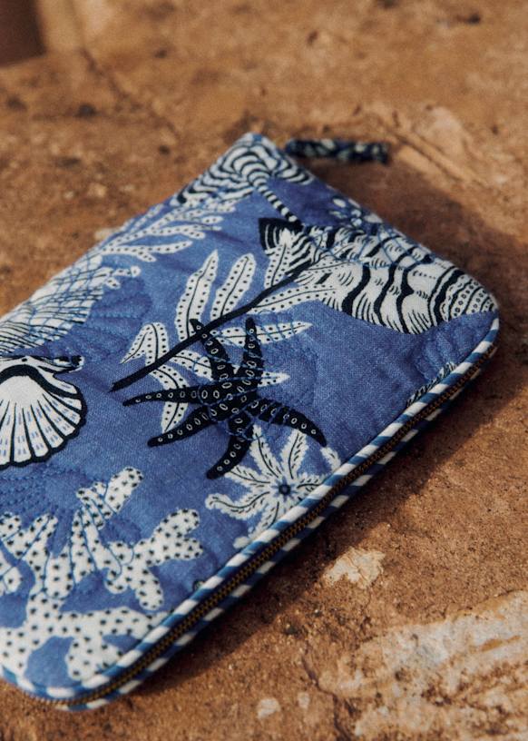 マリンブルーパイソンポーチ【made in italy】 Multi-purpose beach bag - Sézane x Inoui Editions - Blue Shells