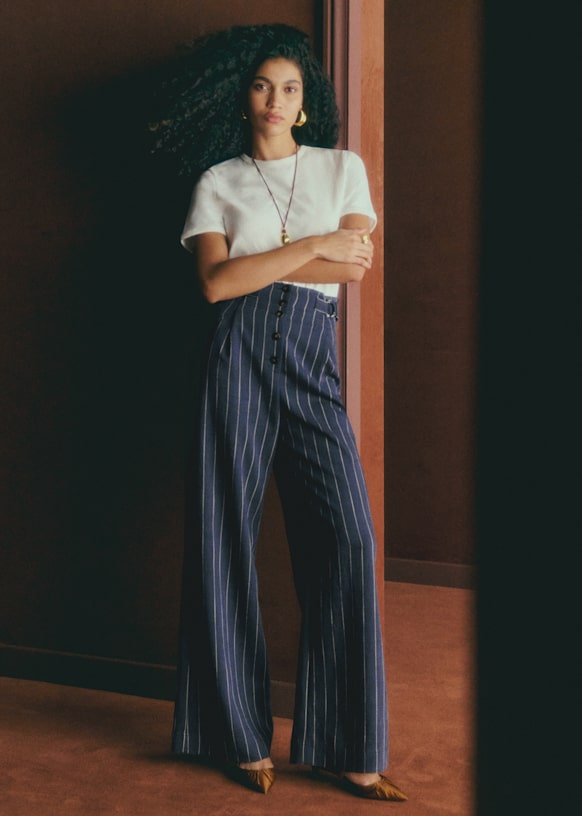 Elijah Trousers - Ecru Stripes on Navy - Viscose ECOVERO™ LENZING™ - Sézane