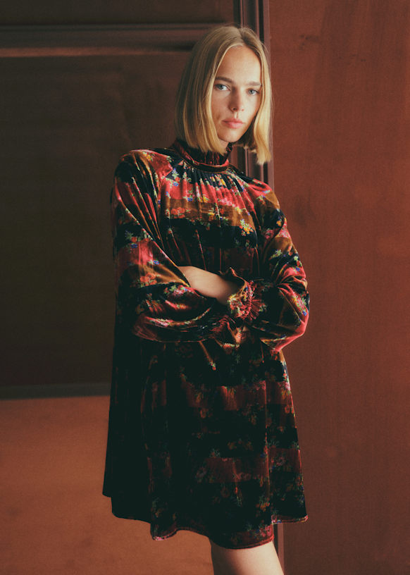 Robe Jeaninne main image 1